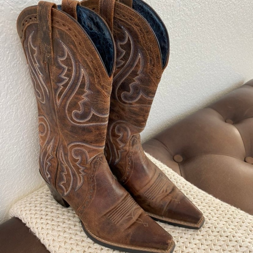 Ariat Distressed Brown Leather Boots